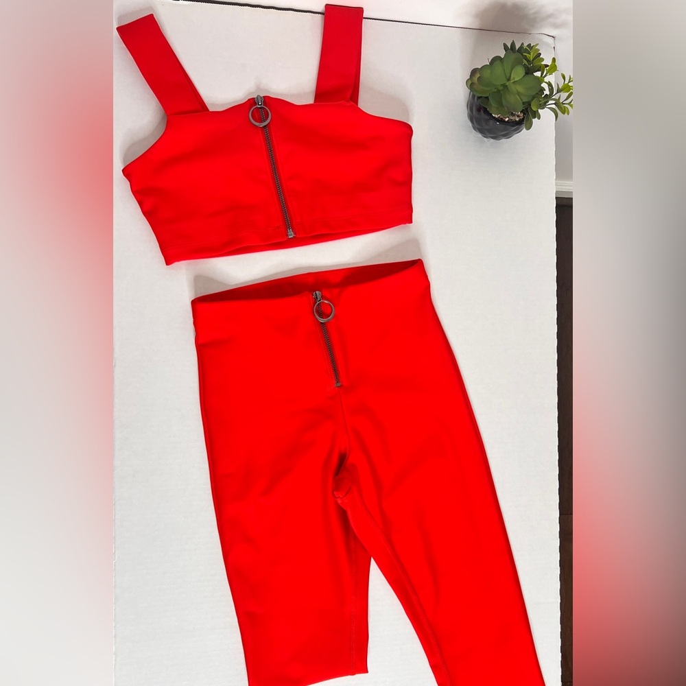 New Alo Yoga  Sport Set